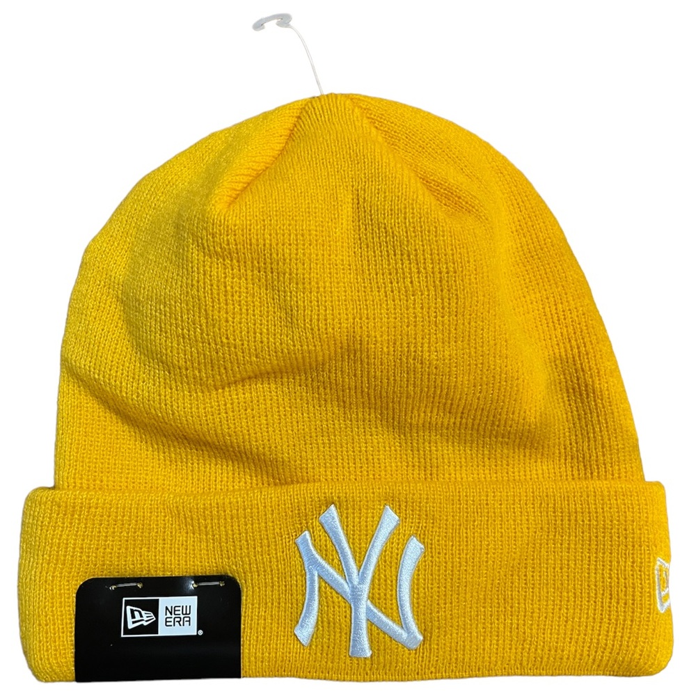 NWT New Era MLB New York Yankees Knit beanie.